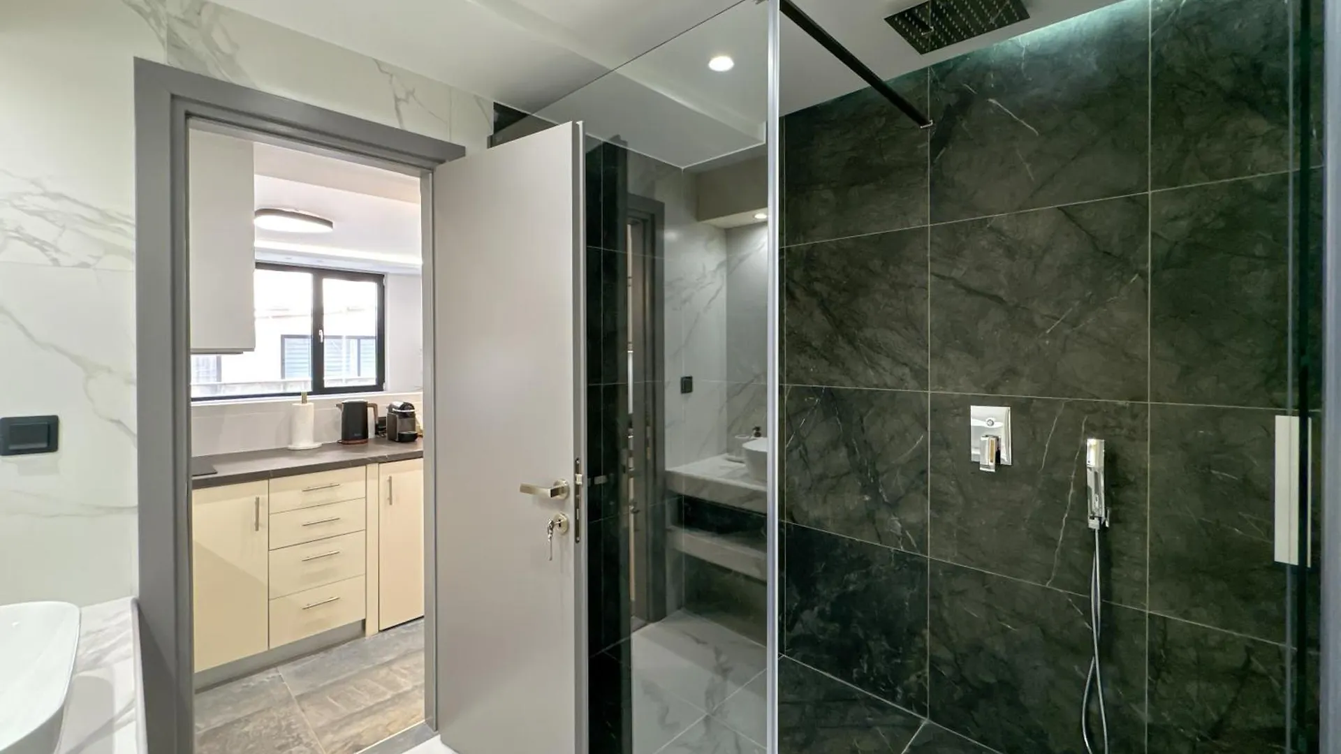 Luxury Downtown Apartment Α6 Thessaloniki